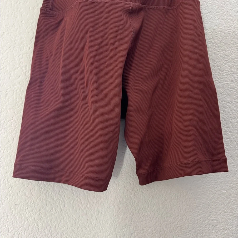 Sporty & Rich Women's Rust Bike Shorts - Picture 4 of 4